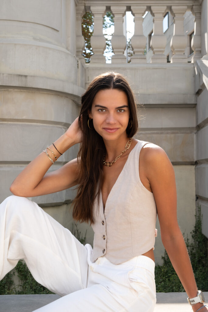 kobieca sesja portretowa w Warszawie - fotografia wizerunkowa, sesja zdjęciowa Warszawa 