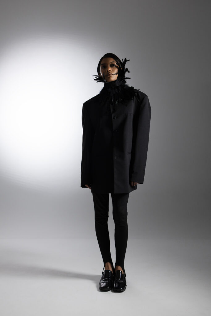 Fotografia premium dla klientów indywidualnych - kobieca sesja portretowa wizerunkowa w Warszawie