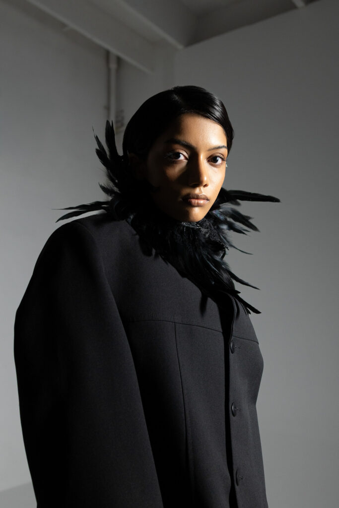 Fotografia premium dla klientów indywidualnych - kobieca sesja portretowa wizerunkowa w Warszawie