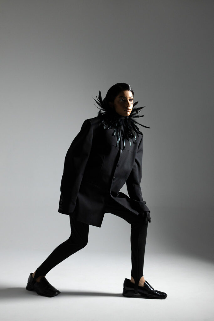 Fotografia premium dla klientów indywidualnych - kobieca sesja portretowa wizerunkowa w Warszawie